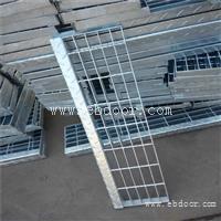 发电厂镀锌踏步板 重型钢格栅 仓储货架钢格栅板 网格栅价格