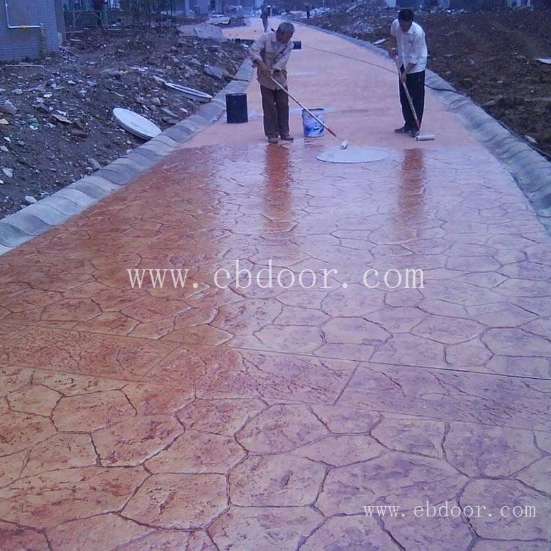 清镇市 彩色压模砼材料 水泥压花地面 艺术压印地坪 哪里有