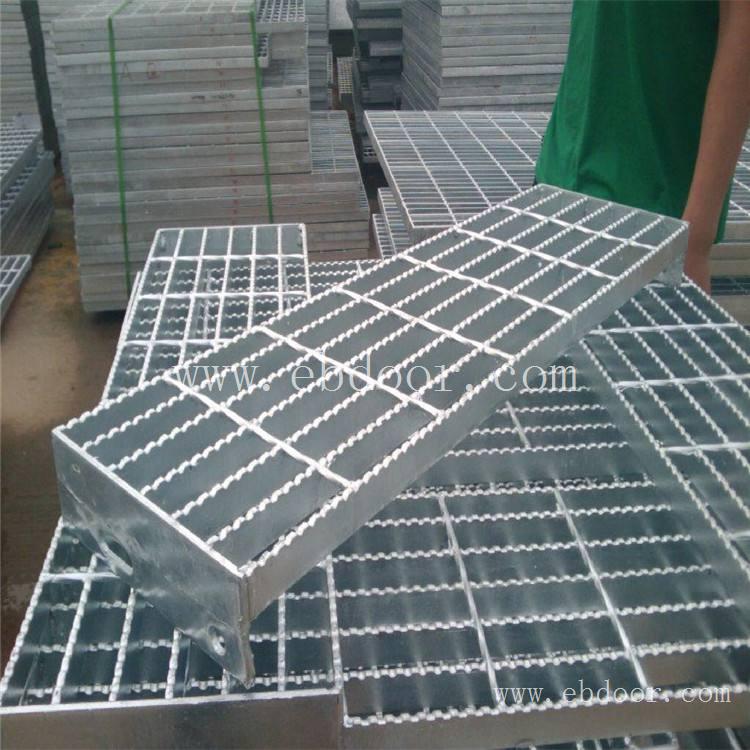 钢结构楼梯踏步板 T2踏步格栅尺寸 供应钢梯踏步板 钢格栅板厂家