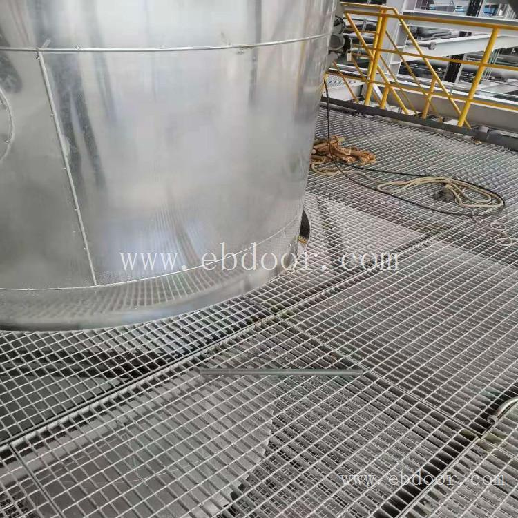 钢结构格栅网 工厂钢楼梯 钢格板生产厂家 格栅网安装夹A型