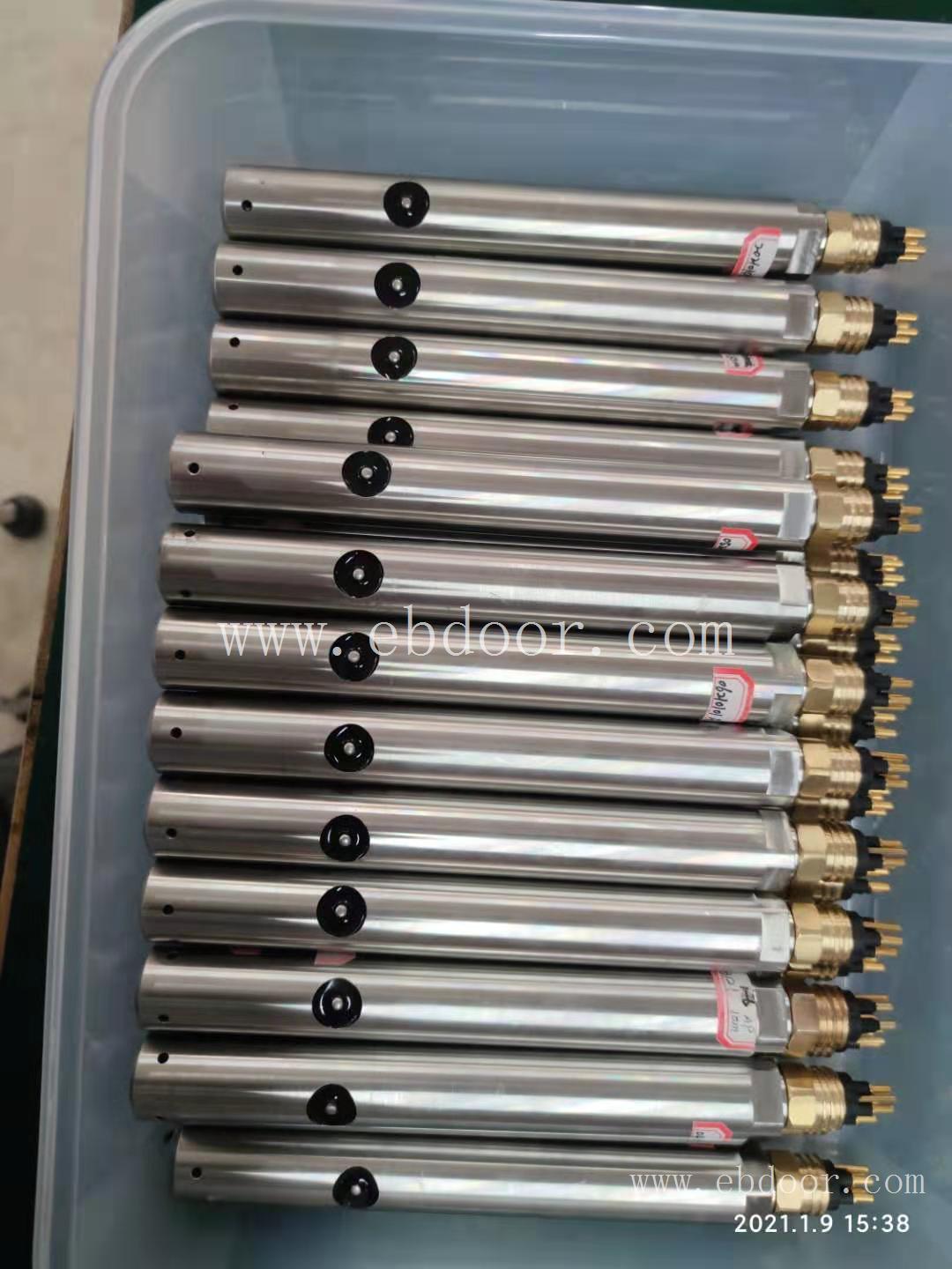 不同深度温度变化的链状阵 自动记录水电站水温自动监测系统