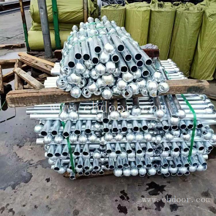 三球球型立柱生产厂家 都江堰水库球接立柱栏杆 热镀锌球头栏杆
