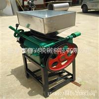 新型多功能粮食挤扁机 河南油坊花生破碎机 小型家用粮食挤扁机