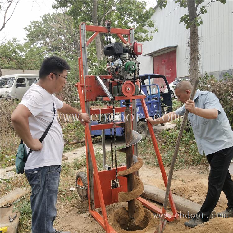 硬土栽电线杆打洞机 鑫农过路钻眼打洞机 掏土洞不限直径