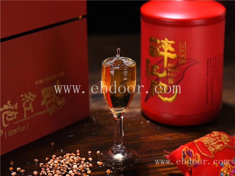 云南定制酱香酒价格_云南酱香酒定制优惠价_贵州酱香型白酒报价-推荐粮草仓
