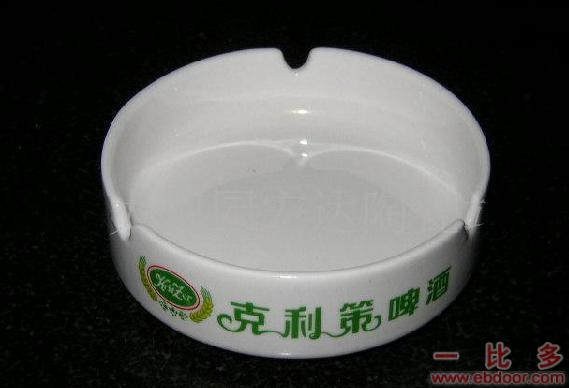 上海陶瓷烟灰缸批发订购�