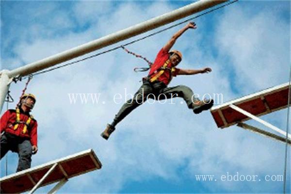 巴中拓展训练方案_雅安拓展训练公司_达州拓展训练基地