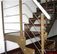 洛阳实木楼梯安装