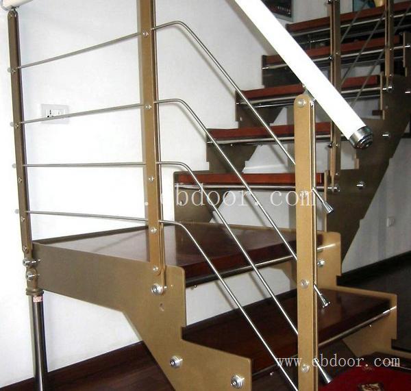 洛阳实木楼梯安装