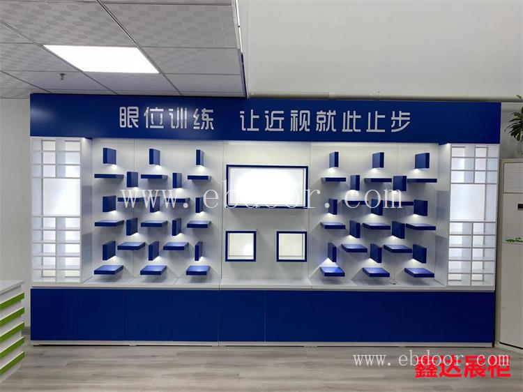 安康服装展柜制作