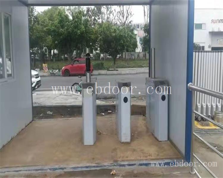 金堂不锈钢抗风门厂家