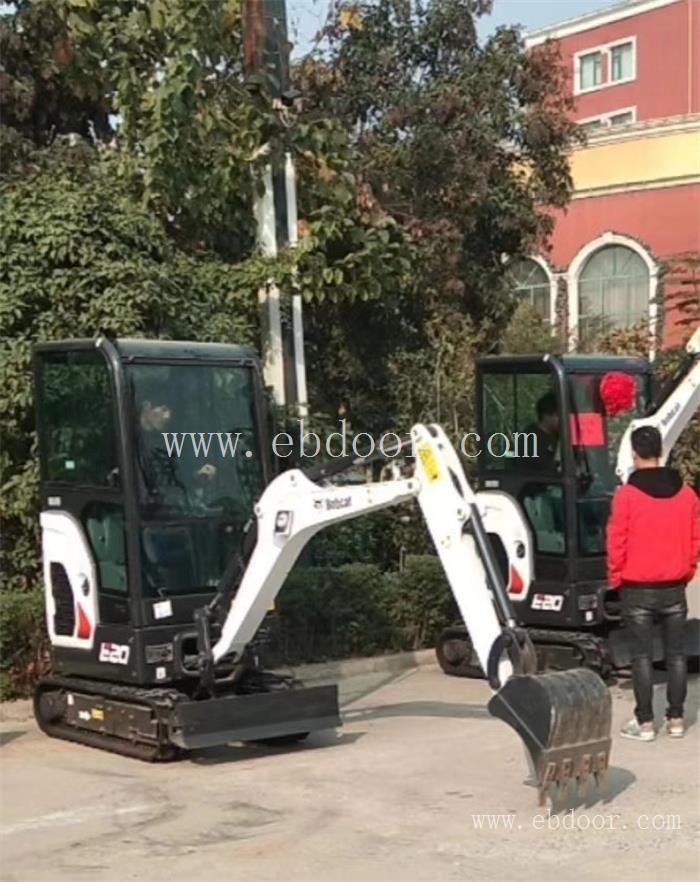 郑州轮式微型挖掘机租赁