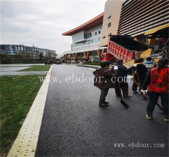 绵阳透水沥青道路铺筑