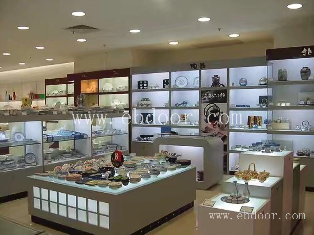 鑫达酒店用品展柜定制