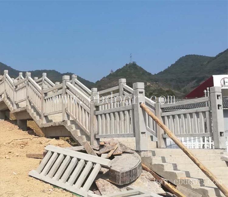 四川水泥仿石护栏厂家