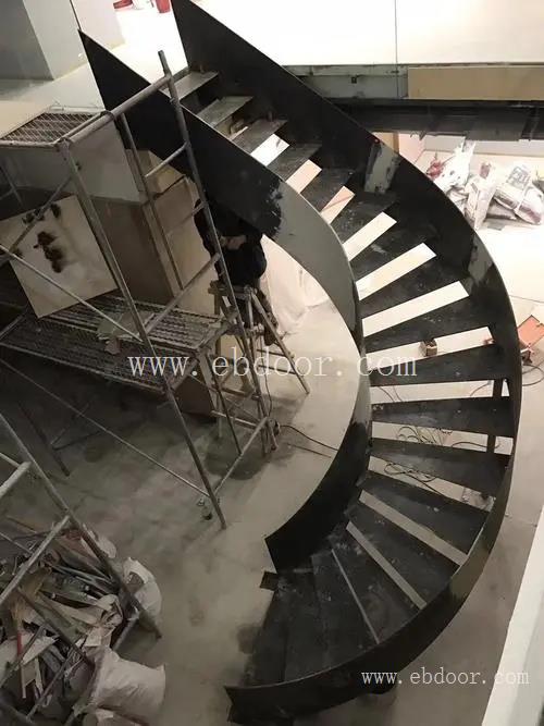 成都圆形旋转楼梯厂商