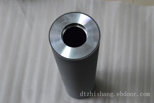 高精度碳纤维辊轴生产厂家跳动小转动快平衡性能好