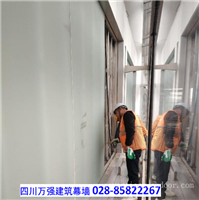 玻璃幕墙改造，让建筑重获新生