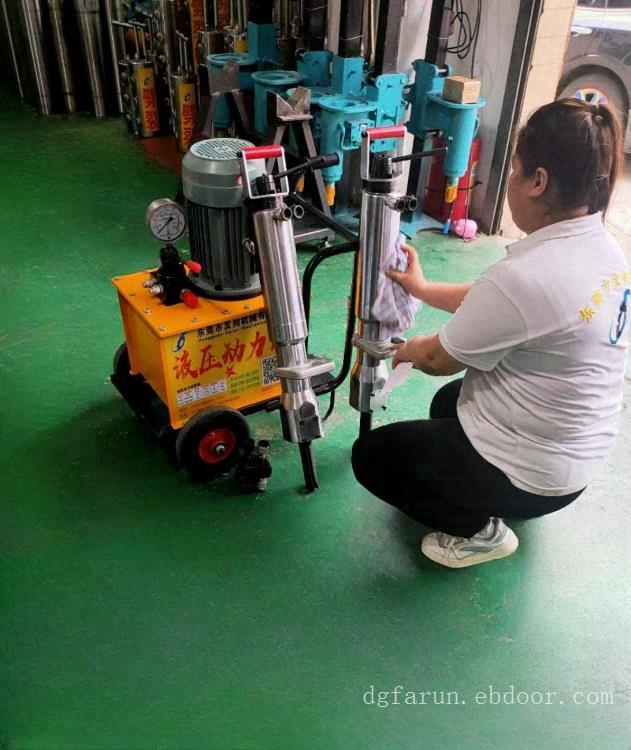 柴油型手推式液压劈裂机简介