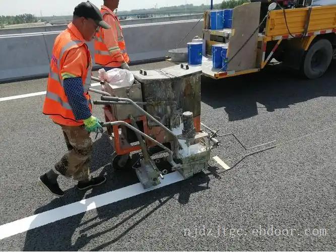 南京道路划线施工队联系电话189 -5174 -4567达尊交通工程