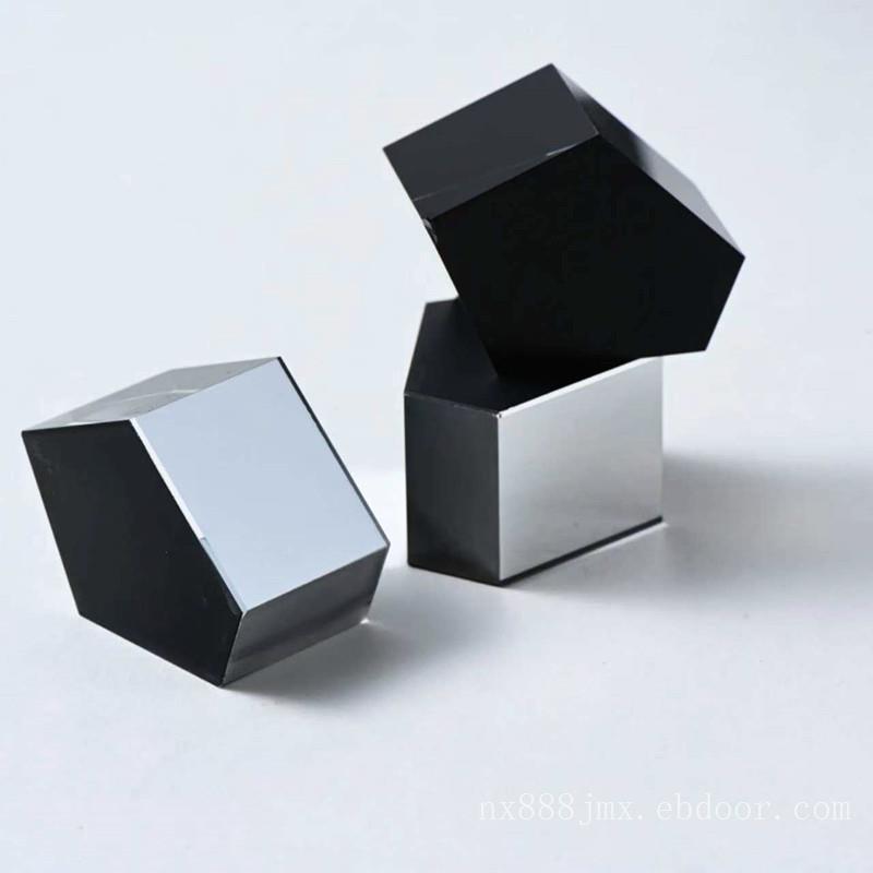 光学镜头消光黑油墨车载摄像头棱镜减少杂光干扰提升成像