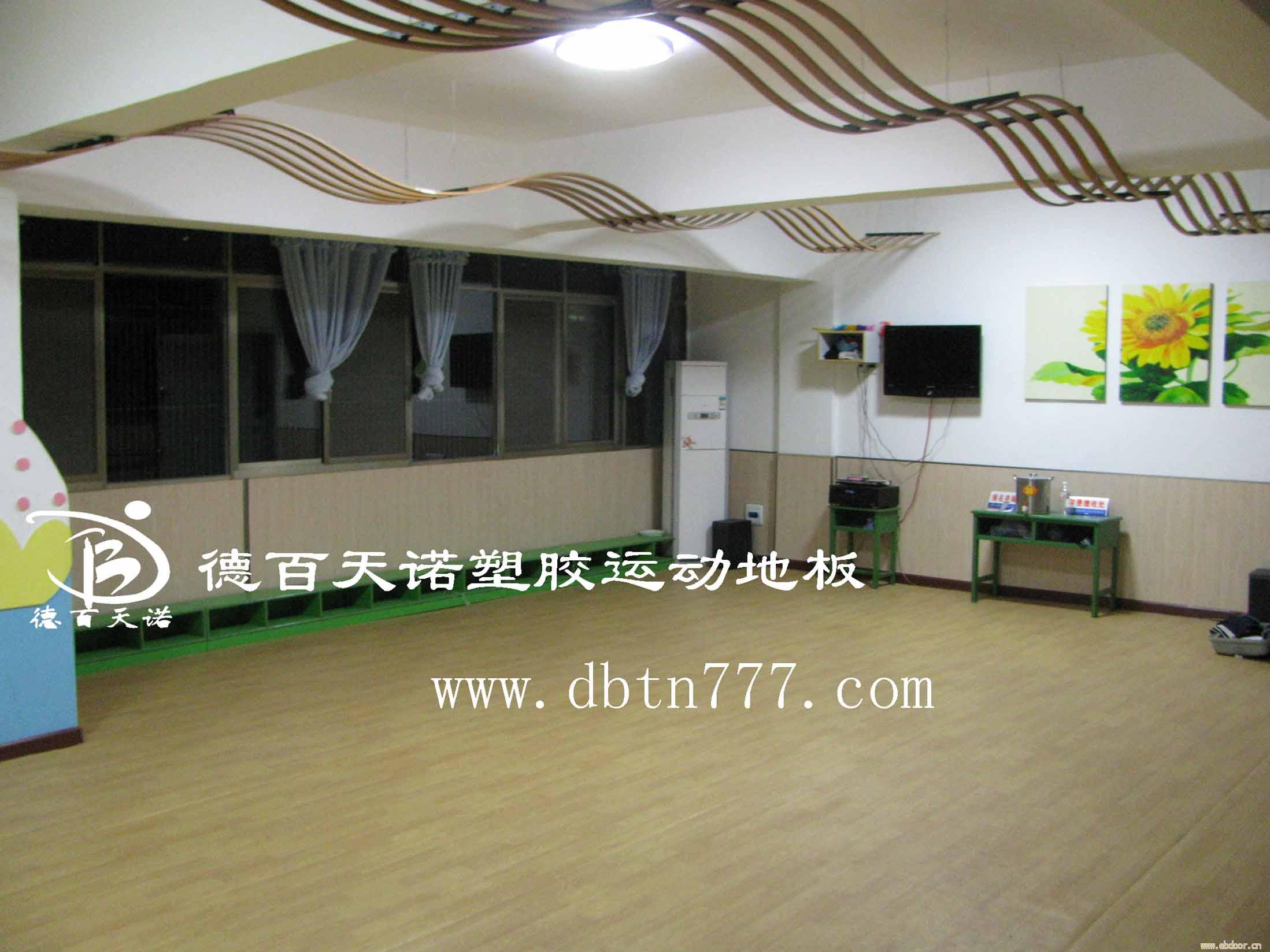 九江PVC塑胶运动地板维护与保养/PVC塑胶地板