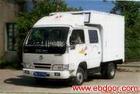 货运汽车 