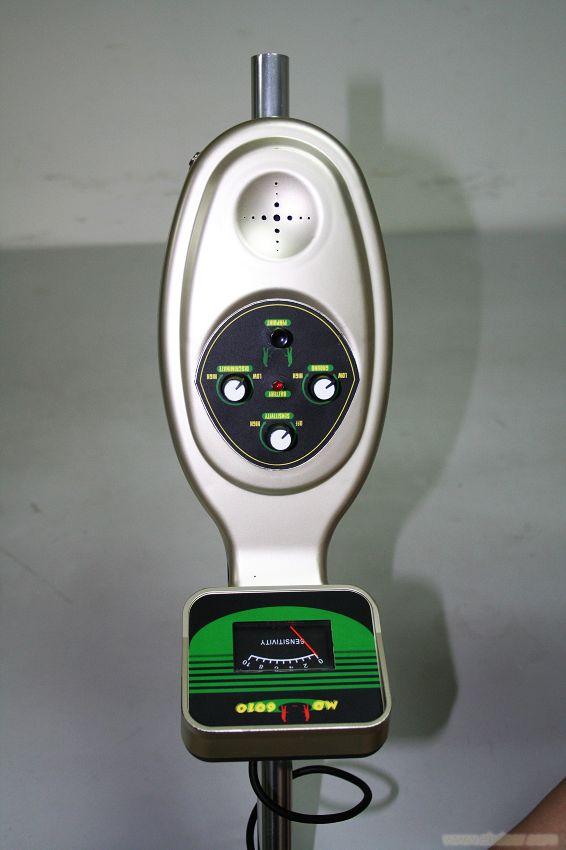 MD6010 METAL DETECTOR