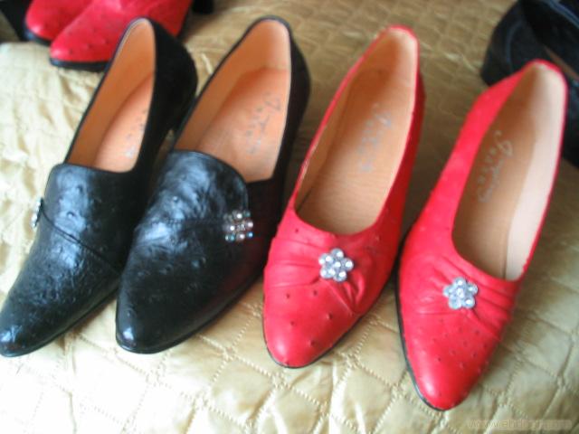 Women's ostrich leather shoes