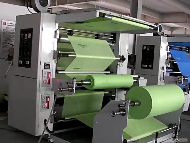 Non-woven fabric printing machine