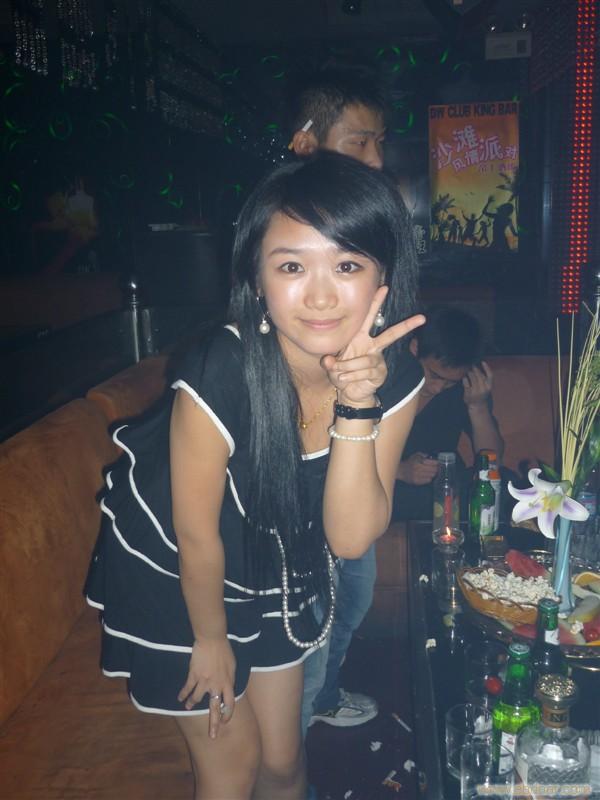 十堰特色美女,十堰特色美女相关信息-许越-壹比